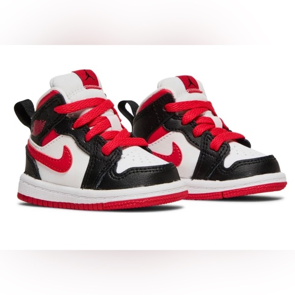 Jordan Other - Air Jordan 1 Mid TD 'White Very Berry'